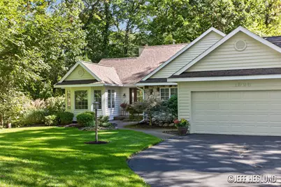 1926 Country Brook Drive SE, Ada, MI 49301 - Photo 4