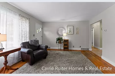 306 Orchard Avenue, Grand Haven, MI 49417 - Photo 4
