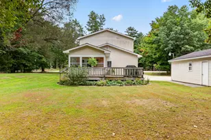1110 6th St, Pentwater, MI 49449 - Photo 2