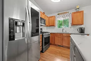 7423 High Timber Dr, Greenville, MI 48838 - Photo 6