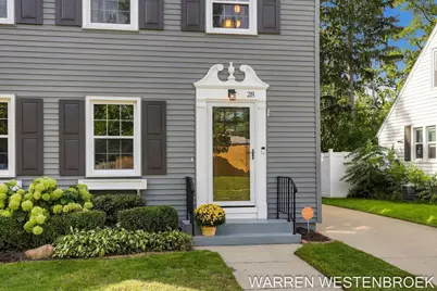28 E 25th Street, Holland, MI 49423 - Photo 4