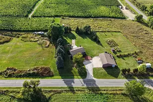 10457 S Gordon Ave, Grant, MI 49327 - Photo 8