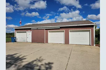 10457 S Gordon Avenue, Grant, MI 49327 - Photo 2