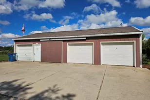 10457 S Gordon Ave, Grant, MI 49327 - Photo 2