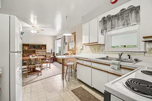 4690 Burlingame Ave SW, Wyoming, MI 49509 - Photo 10