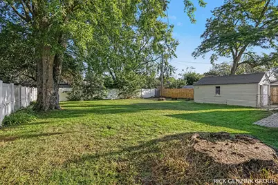297 W 30th Street, Holland, MI 49423 - Photo 24