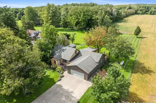 9379 Kalamazoo Ave SE, Caledonia, MI 49316 - Photo 4