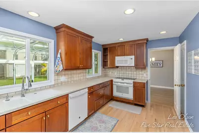 651 Reynard Street SE, Grand Rapids, MI 49507 - Photo 8
