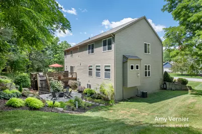 7860 Sandy Hollow Drive SE, Alto, MI 49302 - Photo 10