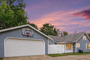 533 W Cherry St, Wayland, MI 49348 - Photo 1