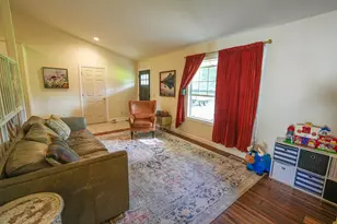 2063 Rambling Oak Dr, Muskegon, MI 49445 - Photo 24