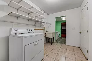991 Cheboygan Dr, Muskegon, MI 49445 - Photo 28