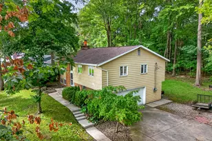 991 Cheboygan Dr, Muskegon, MI 49445 - Photo 2