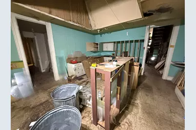136 E Michigan Avenue, Paw Paw, MI 49079 - Photo 14