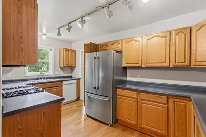 798 Myrtle Avenue, Holland, MI 49423 - Photo 8