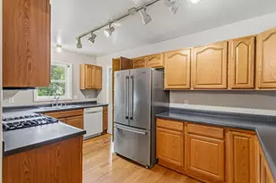 798 Myrtle Ave, Holland, MI 49423 - Photo 8