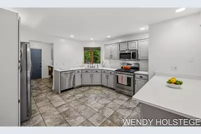 2080 W 32nd Street, Holland, MI 49423 - Photo 14