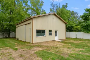 736 Hutchinson St, Kalamazoo, MI 49008 - Photo 6
