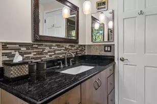 5555 Patterson Dr, Troy, MI 48085 - Photo 28