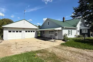 7122 Portland Rd, Saranac, MI 48881 - Photo 1