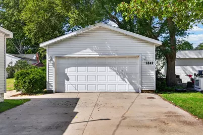 1842 Mills Avenue, Muskegon, MI 49445 - Photo 6