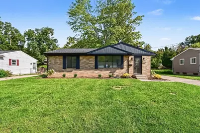 1664 Benjamin Avenue NE, Grand Rapids, MI 49505 - Photo 2