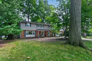 911 Westwood Blvd, Jackson, MI 49203 - Photo 1
