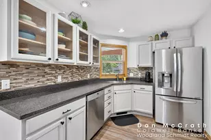 941 Paw Paw Dr, Holland, MI 49423 - Photo 6