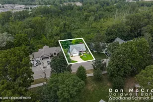 941 Paw Paw Dr, Holland, MI 49423 - Photo 58