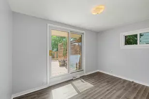 2182 Daylor Dr NE, Grand Rapids, MI 49525 - Photo 10