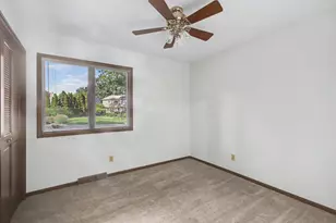 16061 Harbor View Dr, Spring Lake, MI 49456 - Photo 28