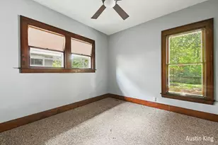 512 Curtis St NE, Grand Rapids, MI 49505 - Photo 14