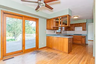 2240 E Hickory Rd, Battle Creek, MI 49017 - Photo 30