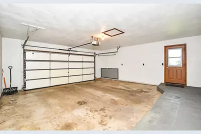 2240 E Hickory Road, Battle Creek, MI 49017 - Photo 56