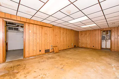 2240 E Hickory Road, Battle Creek, MI 49017 - Photo 50