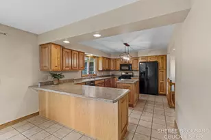 2495 Holtman Dr NE, Grand Rapids, MI 49525 - Photo 14