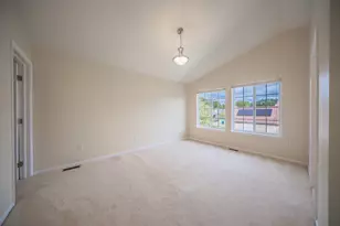 8671 Lilly Dr, Ypsilanti, MI 48197 - Photo 32