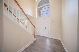 8671 Lilly Dr, Ypsilanti, MI 48197 - Photo 8