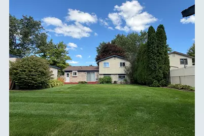 19324 Todd Drive, Clinton Twp, MI 48038 - Photo 4