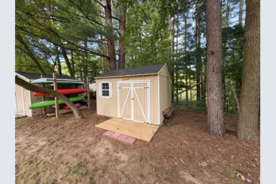 11195 McGregor Road, Pinckney, MI 48169 - Photo 16