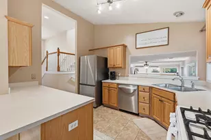 13347 Greenbriar Dr, Grand Haven, MI 49417 - Photo 16