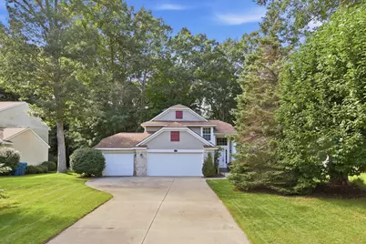 13347 Greenbriar Drive, Grand Haven, MI 49417 - Photo 2
