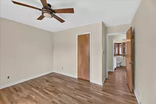 1920 Langley Ave Ave, Saint Joseph, MI 49085 - Photo 18