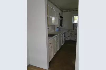 19528 Mann Court, Northville, MI 48167 - Photo 4