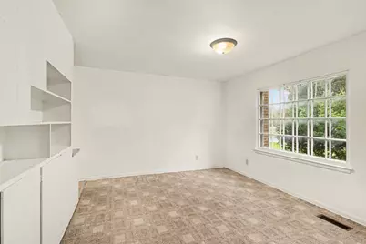 36529 County Road 358, Paw Paw, MI 49079 - Photo 12