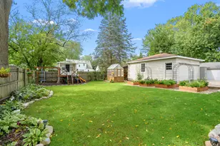 1619 Upland Dr, Kalamazoo, MI 49048 - Photo 26