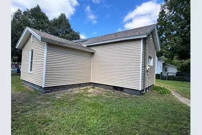 116 E Railroad Street, Dowagiac, MI 49047 - Photo 24