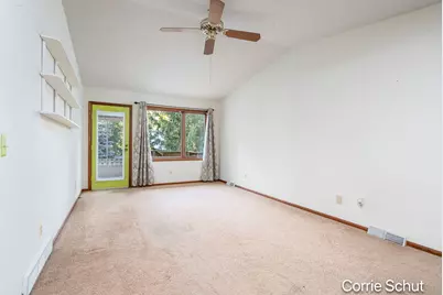 3238 Arrowhead Arms Court SW, Grandville, MI 49418 - Photo 6