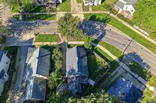 306 N Main St, Allegan, MI 49010 - Photo 8