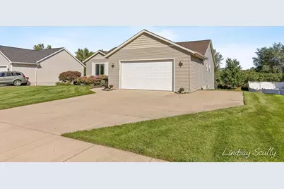 6474 Bradenwood Drive, Hudsonville, MI 49426 - Photo 4